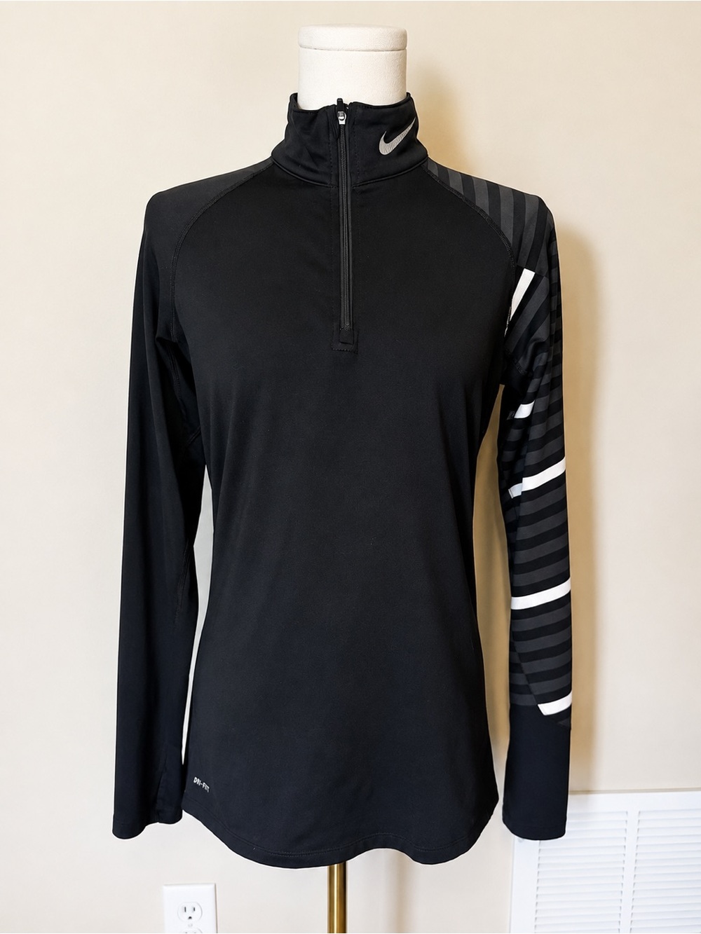 Nike Pro Combat Dri-FIT 1.2 Quarter Zip Compression Top Black M